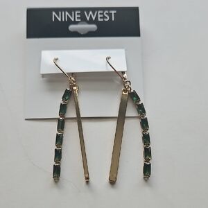 NWT Nine West Gold and Teal GREEN Dangle Earrings